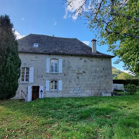 Ferienhaus Maison La Rase Du Cantal *